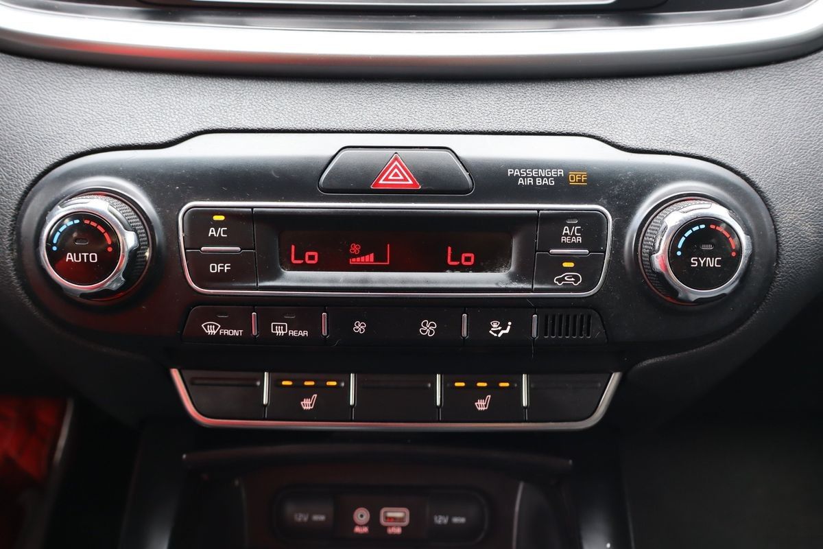 2019 Kia Sorento LX V6