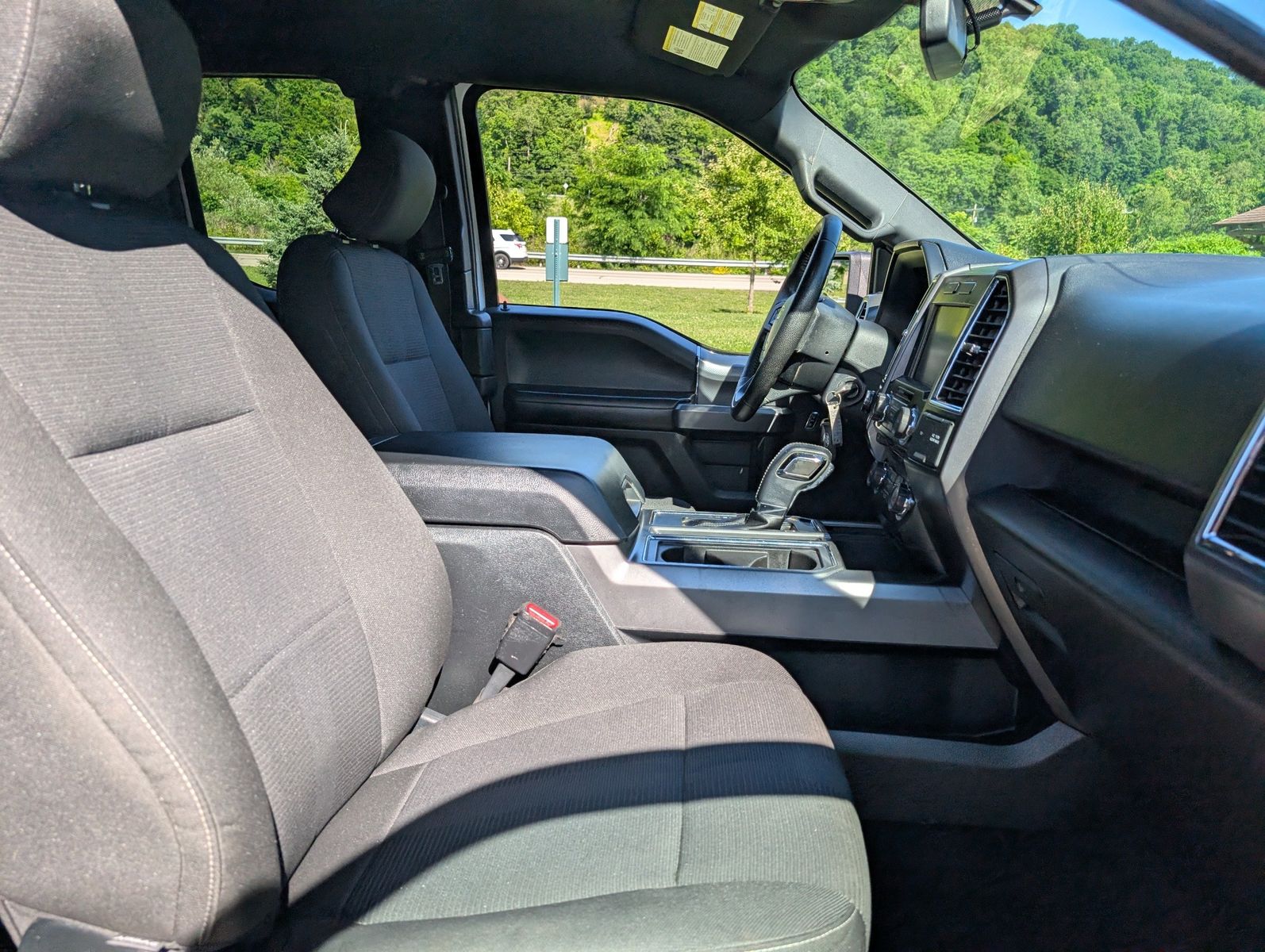 2015 Ford F-150 73