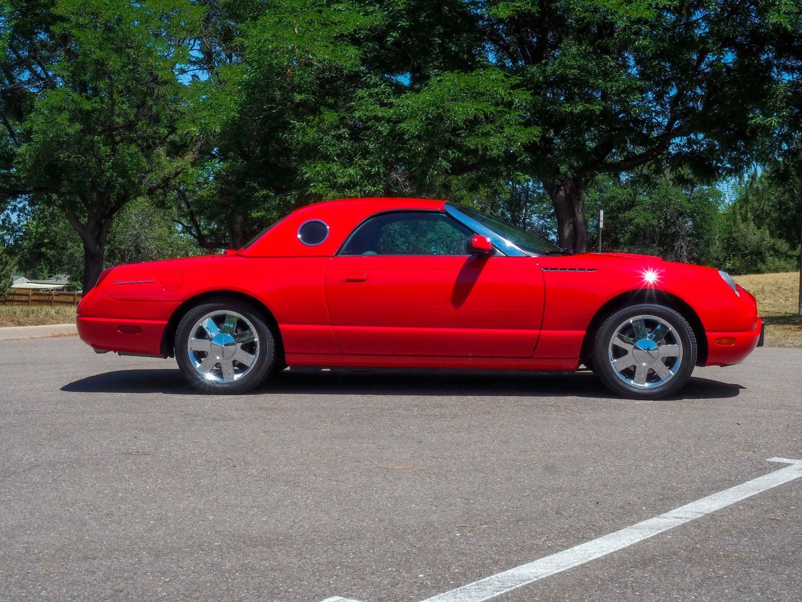2002 Ford Thunderbird 11