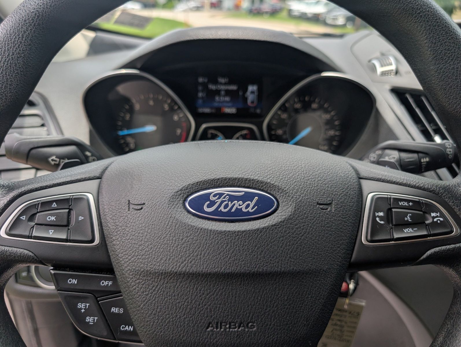2017 Ford Escape 38