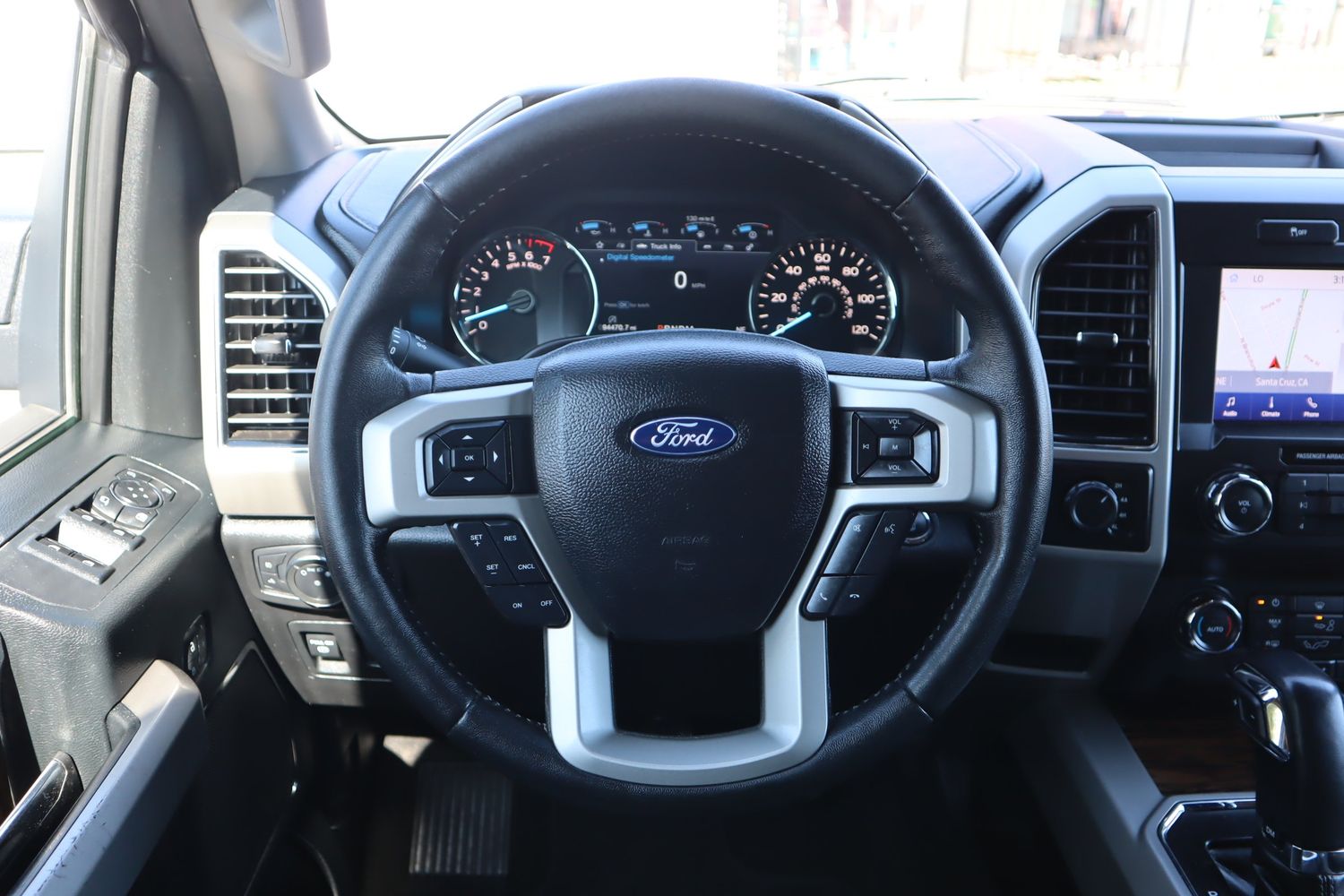 2019 Ford F-150 Lariat photo 22