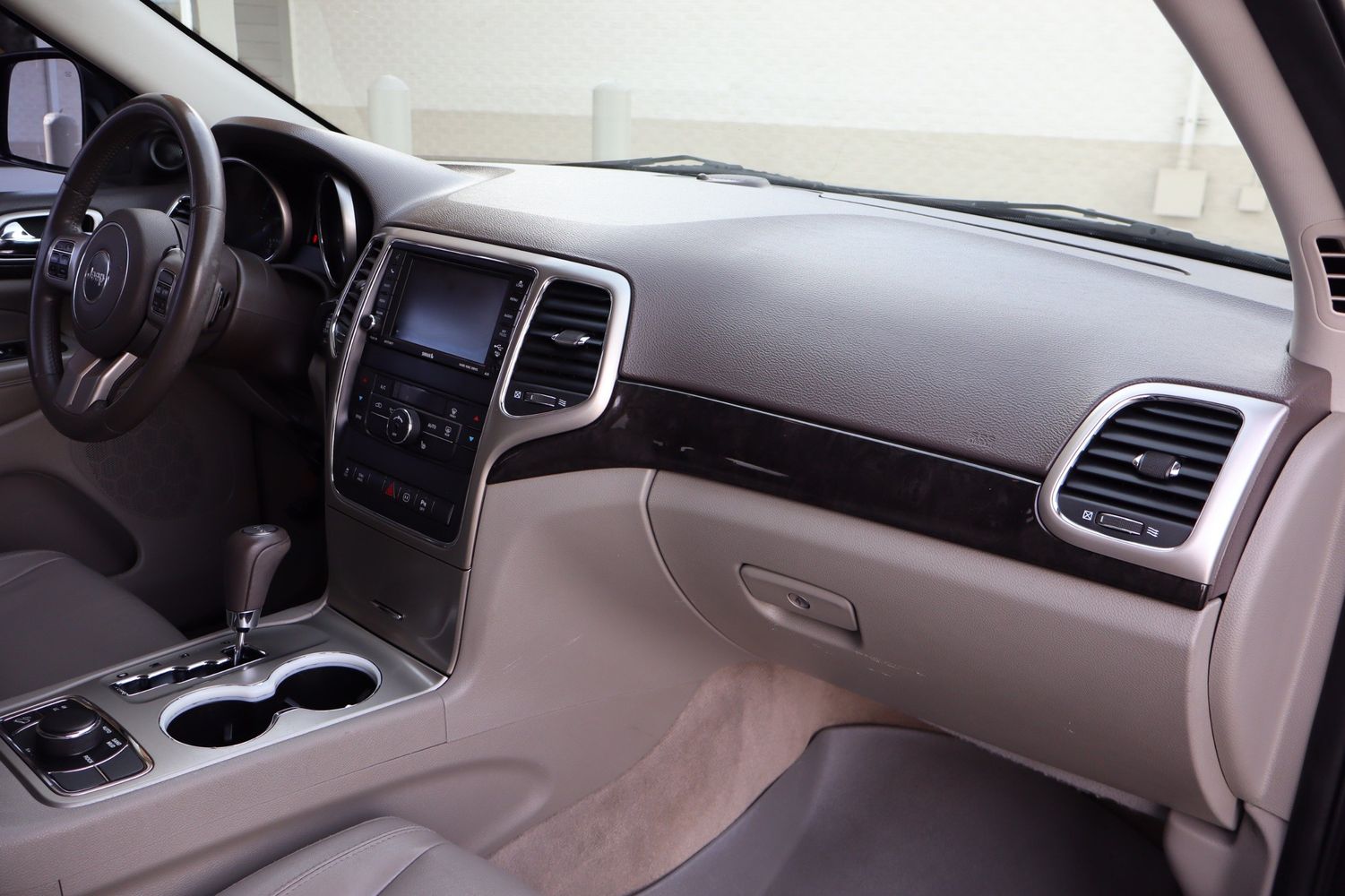 Sitemapcdatahttpstondreferenzcomgrand Cherokee 2012 Interior