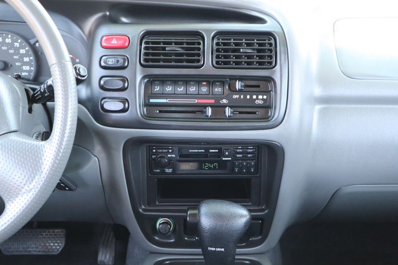 2000 Suzuki Grand Vitara JLX | Victory Motors of Colorado