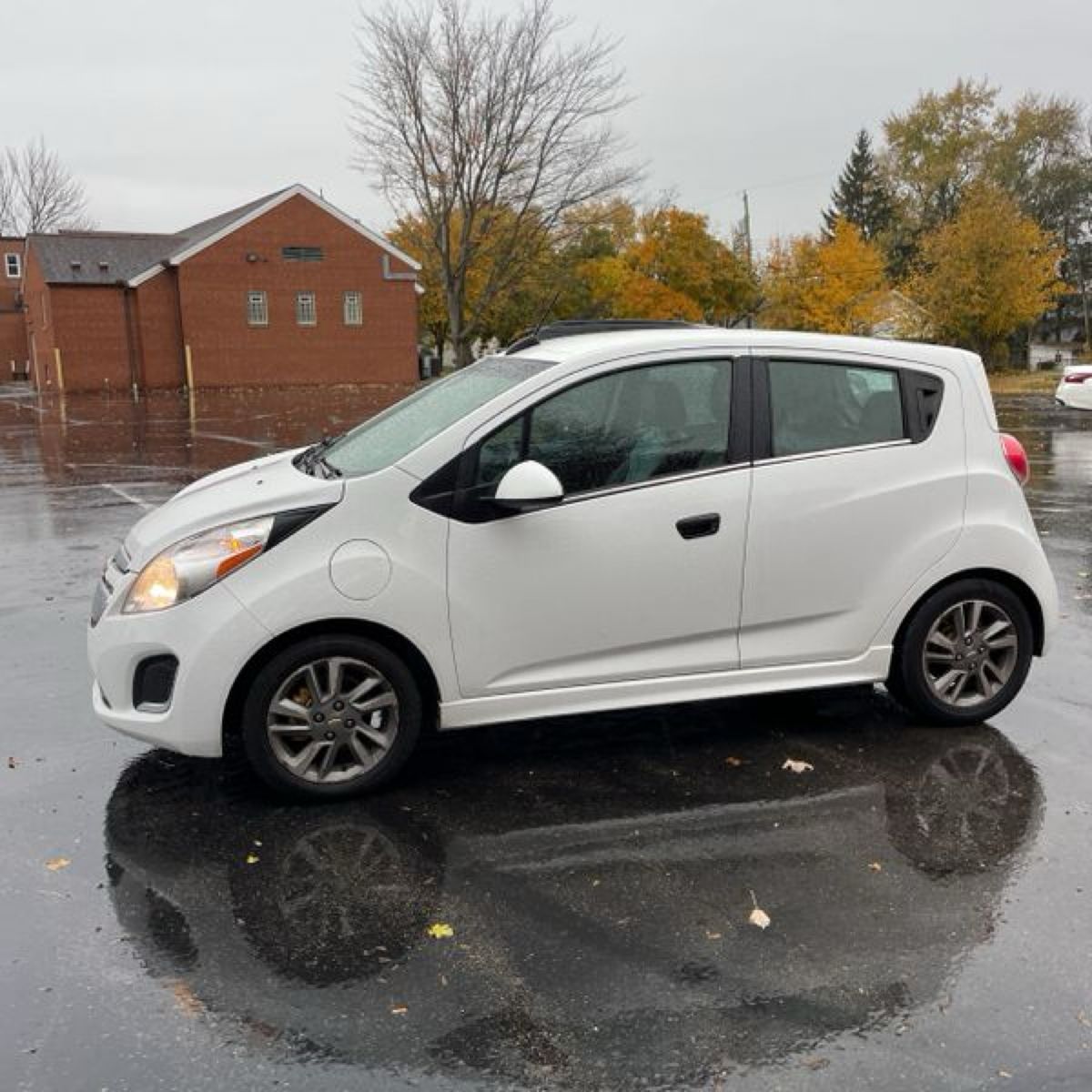 2016 Chevrolet Spark EV 2