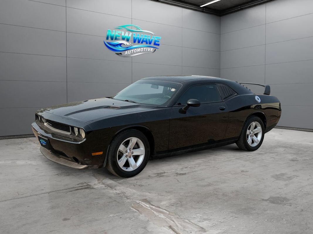 2014 Dodge Challenger Base