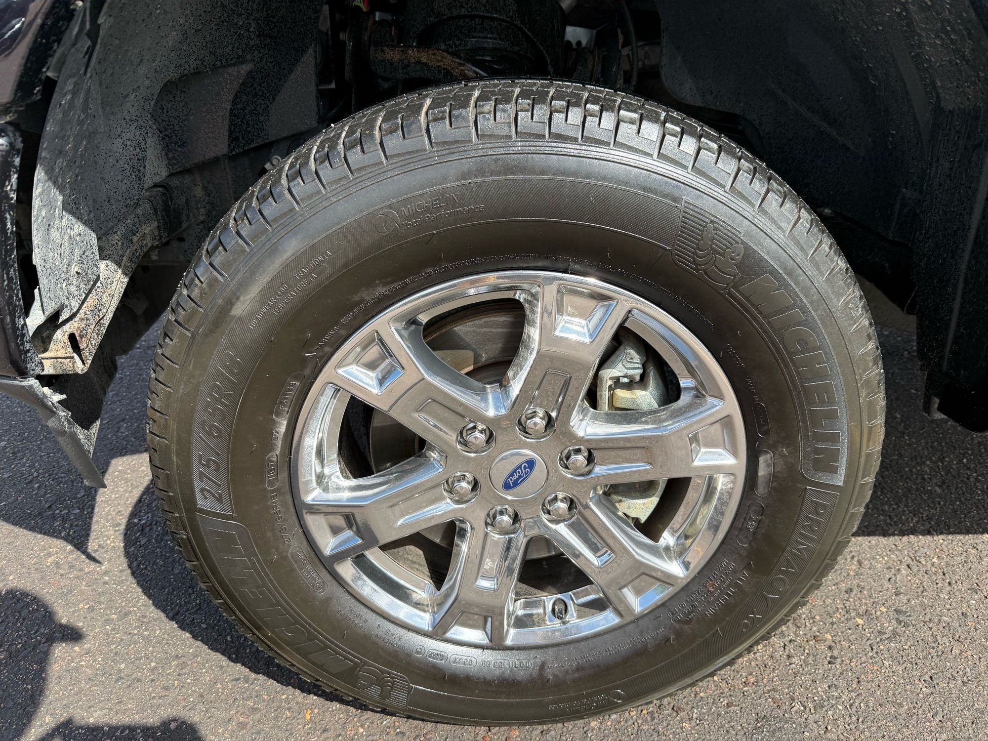 2019 Ford F-150 XLT photo 32