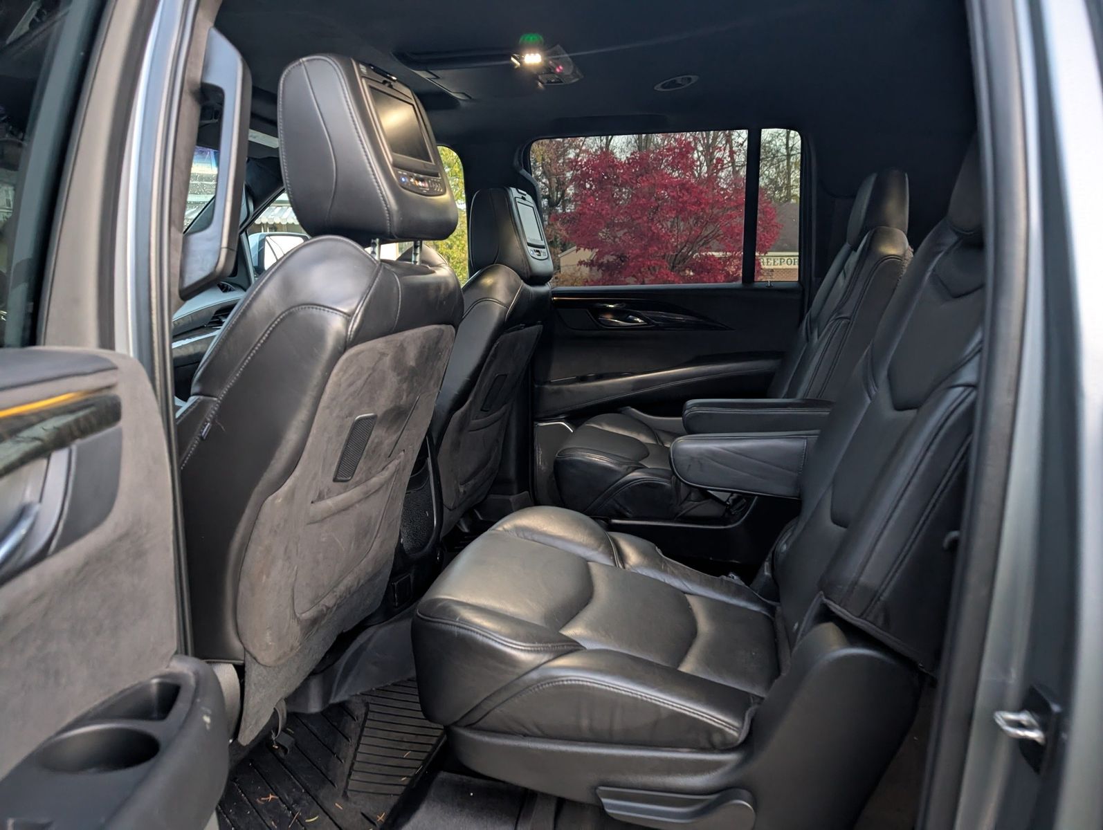 2019 Cadillac Escalade ESV 45