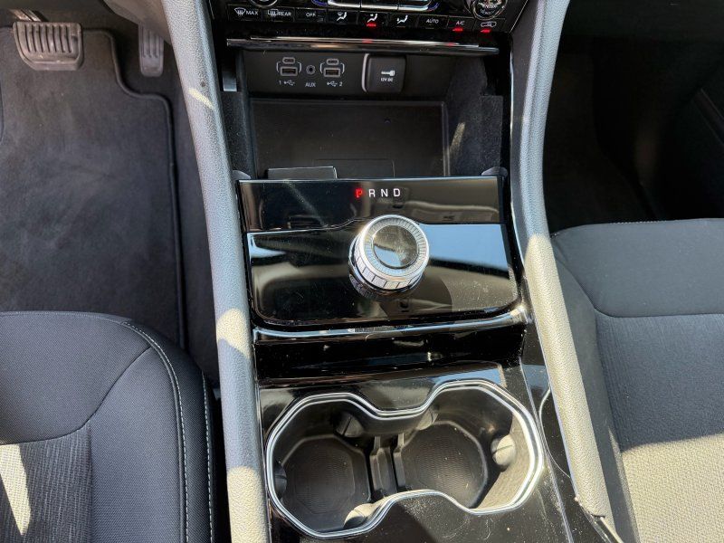 2022 Jeep Grand Cherokee Laredo - Photo 13