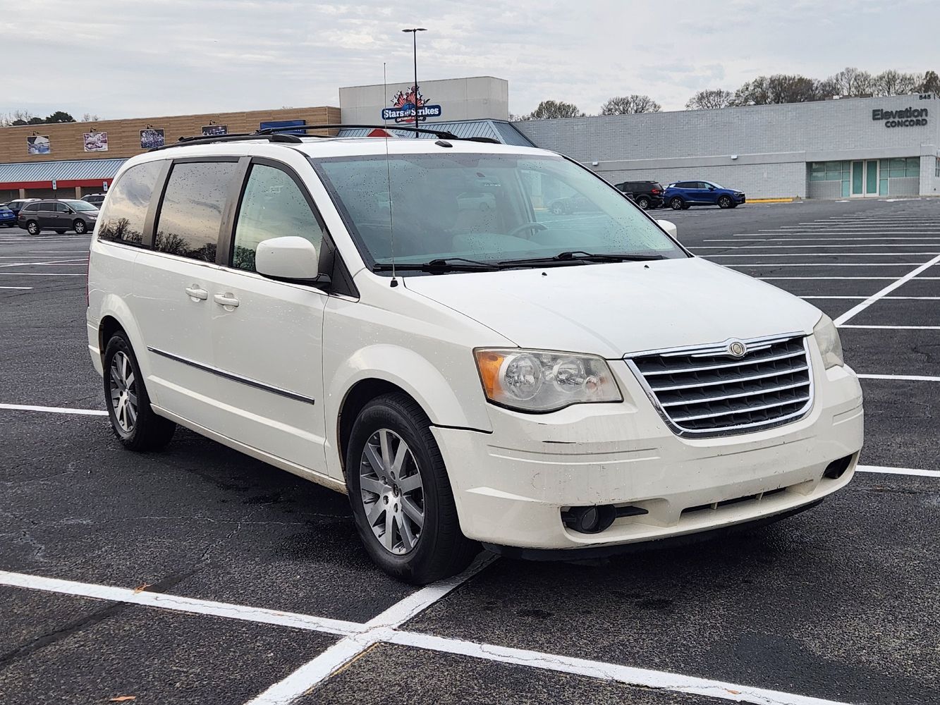 2009 Chrysler Town & Country Touring