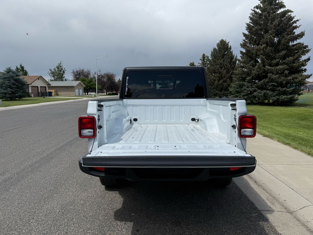 2023 Jeep Gladiator Overland - Photo 39