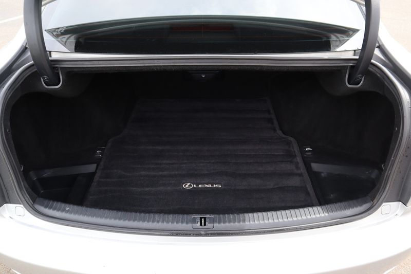 2006 Lexus IS 250 Base | Victory Motors of Colorado