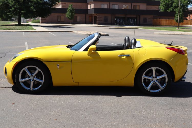 2009 Pontiac Solstice GXP | Victory Motors of Colorado