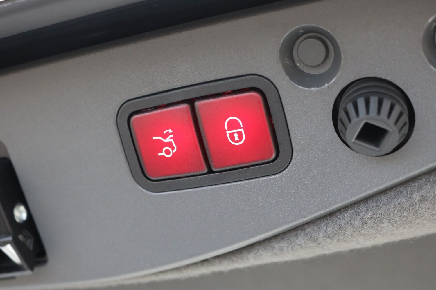 2009 MercedesBenz SL 550 Hardtop Convertible Victory Motors of Colorado