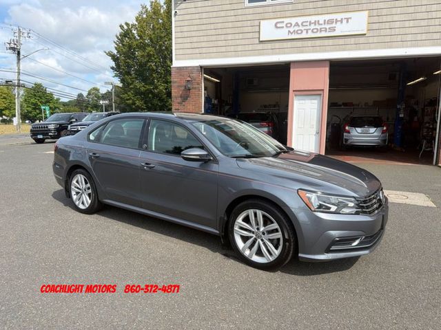 2019 Volkswagen Passat Sedan Front-Wheel Drive 6-Speed Automatic