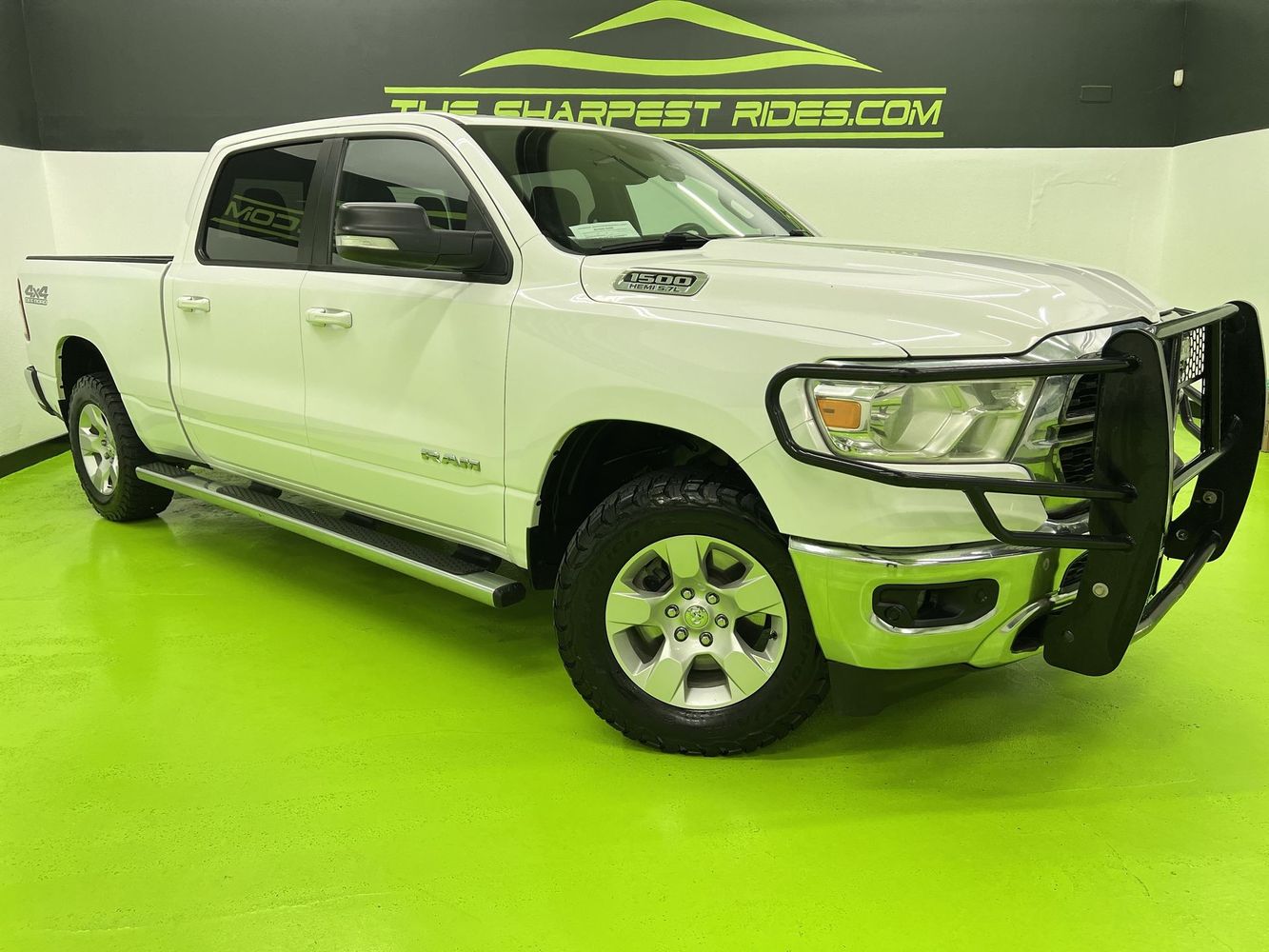 2022 RAM 1500 Big Horn/Lone Star 4x4 Crew Cab 6'4's photo