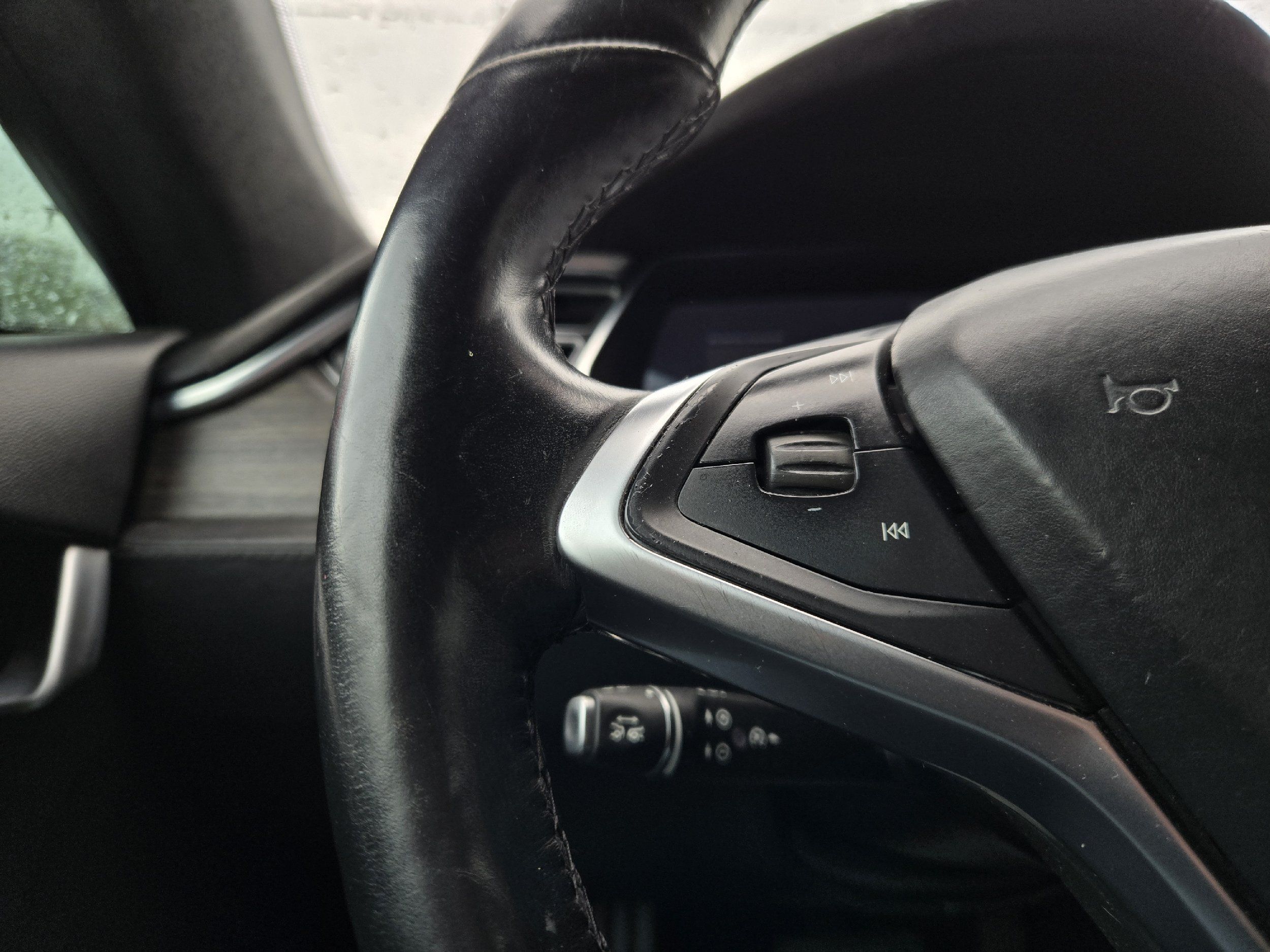 2015 Tesla Model S 70D - Photo 23