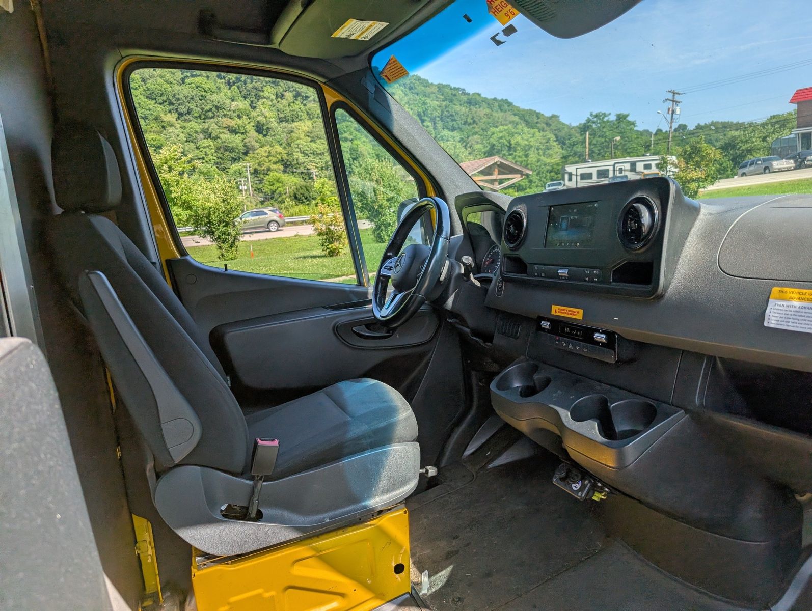 2021 Mercedes-Benz Sprinter 2500 16