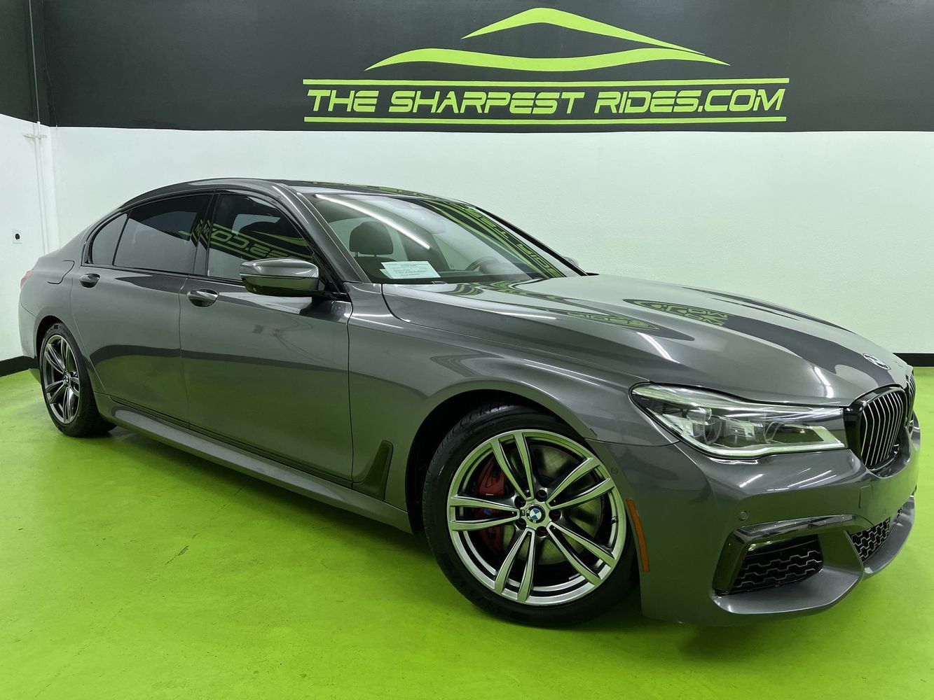 2016 BMW 7 Series 750i xDrive's photo