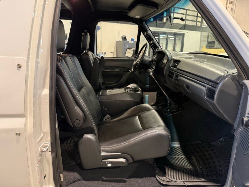 1992 Ford Bronco XLT, photo 15