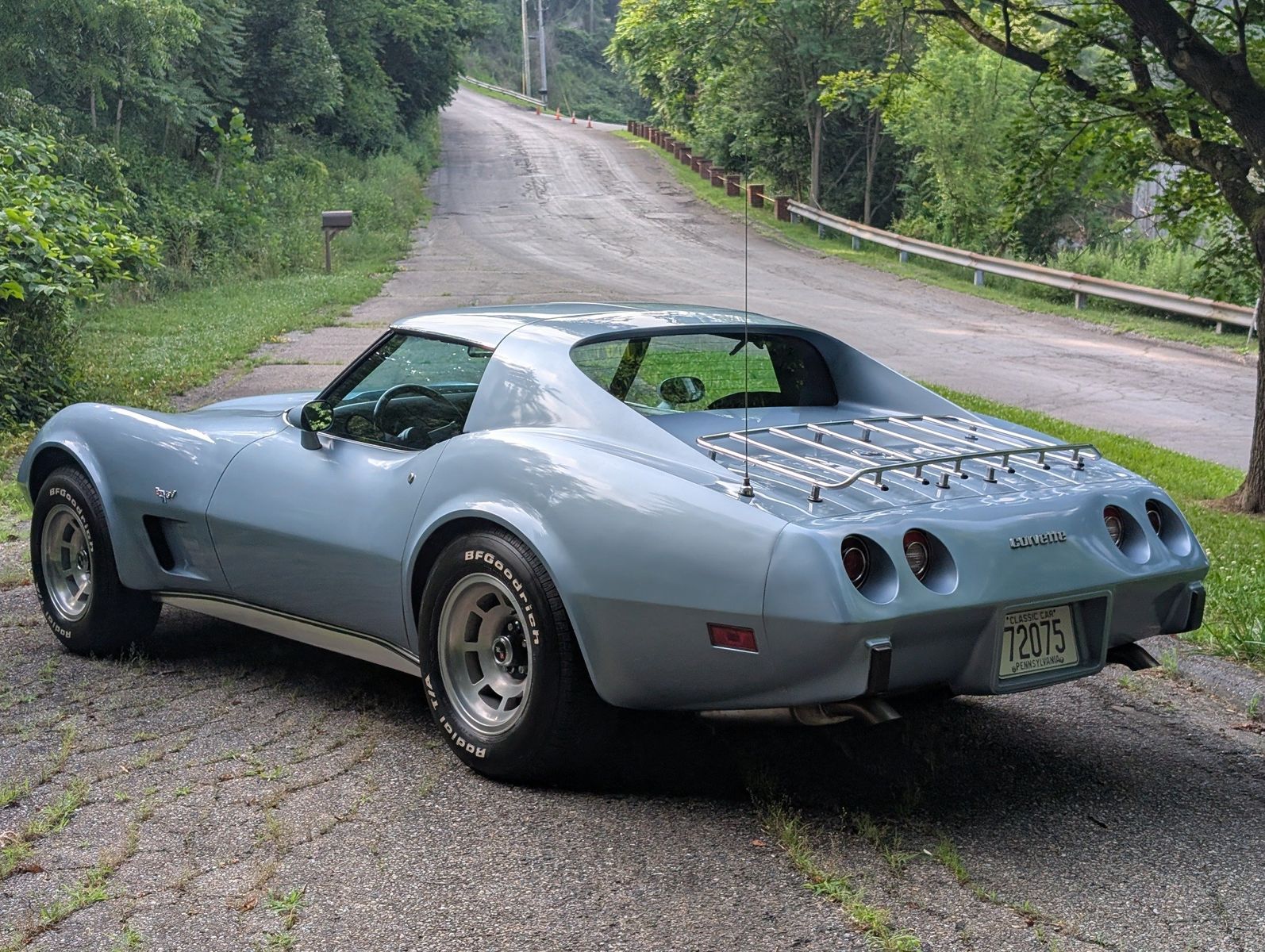 1977 Chevrolet Corvette 37