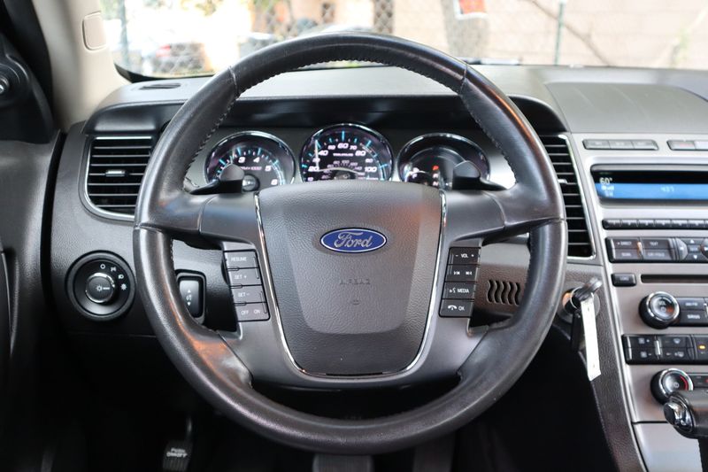 2011 FORD TAURUS MANUAL visual data 4