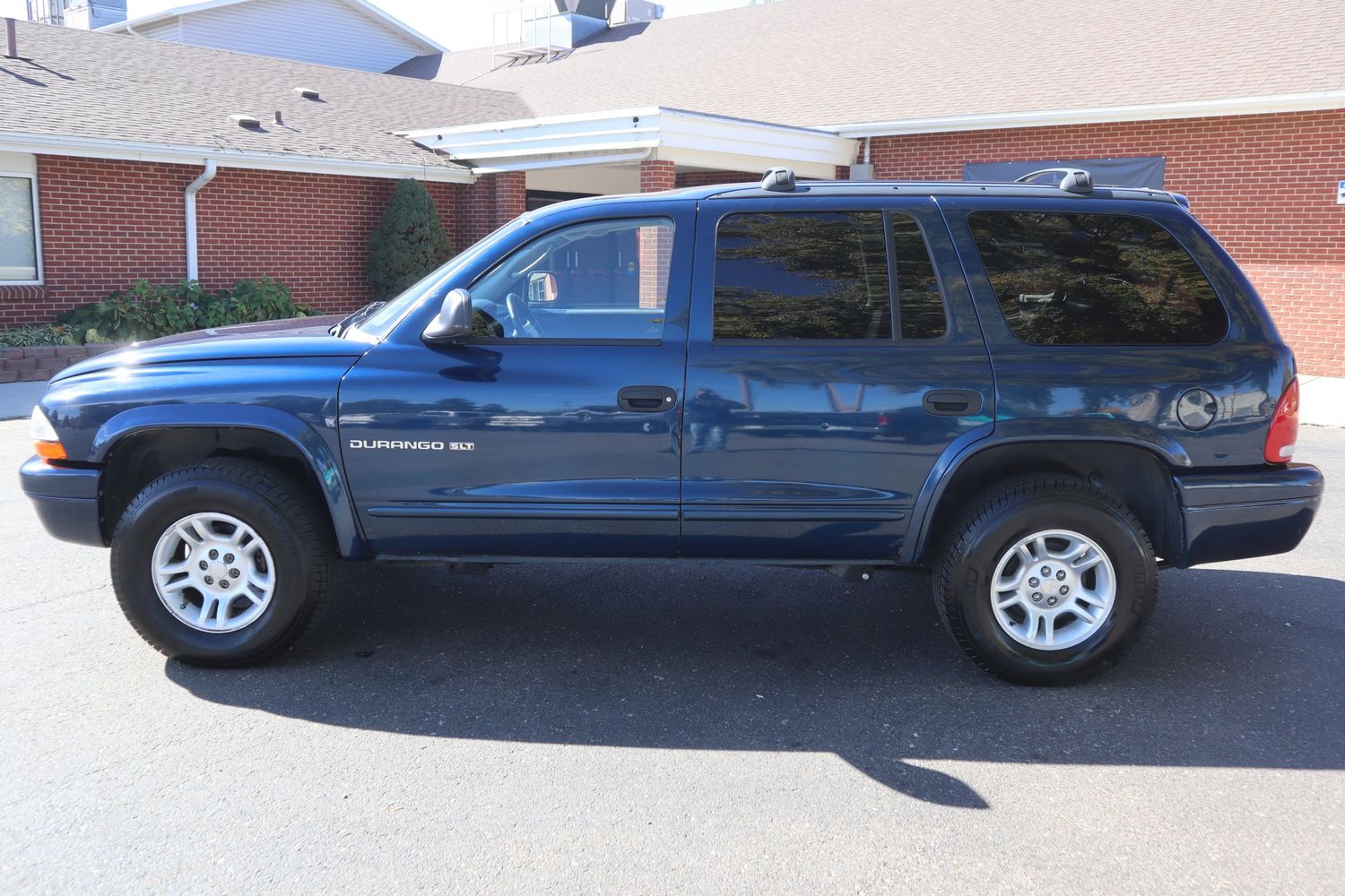 2001 Dodge Durango SLT Victory Motors of Colorado