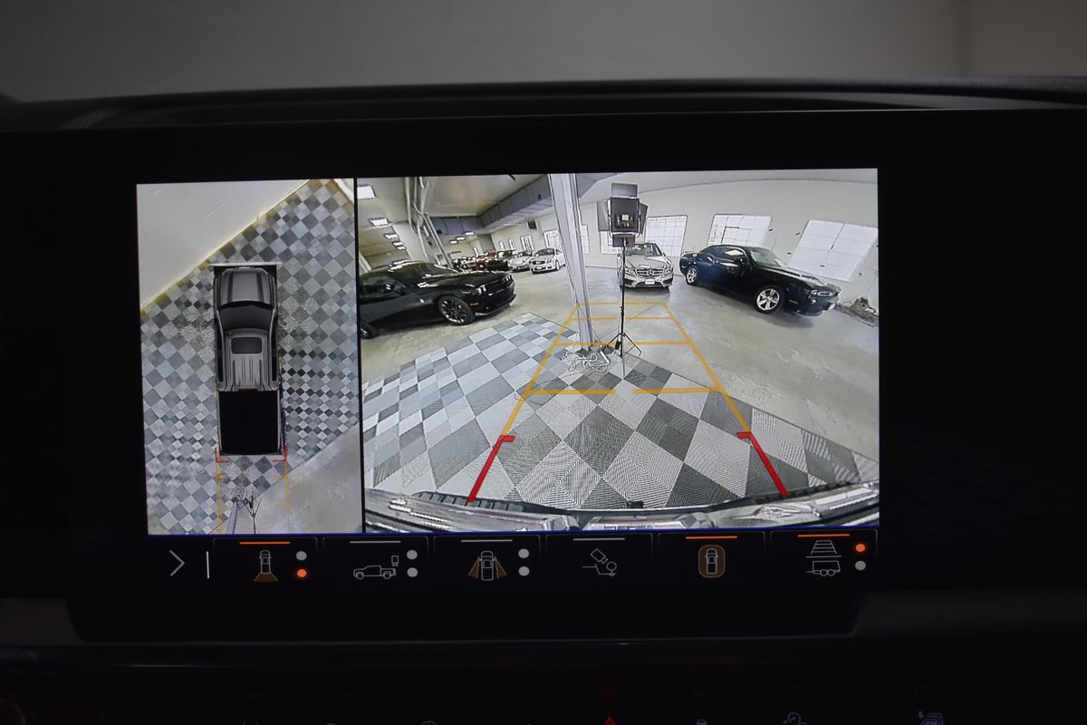 2024 GMC Sierra 1500 4WD Crew Cab Short Box SLT