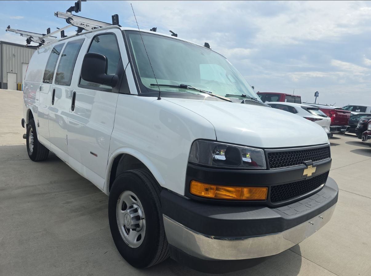2018 Chevrolet Express 2500 4