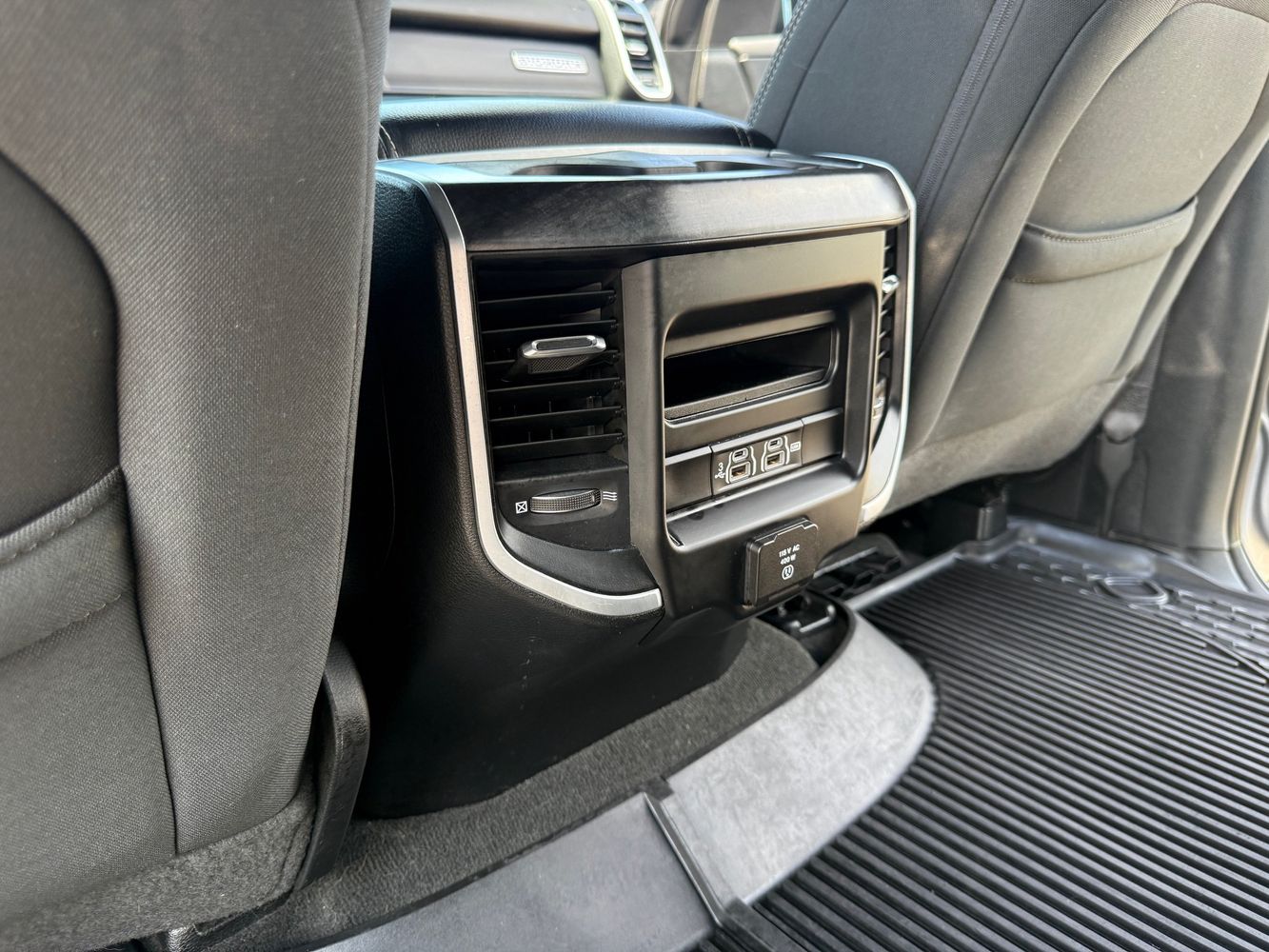 2020 Ram 1500 Big Horn photo 32
