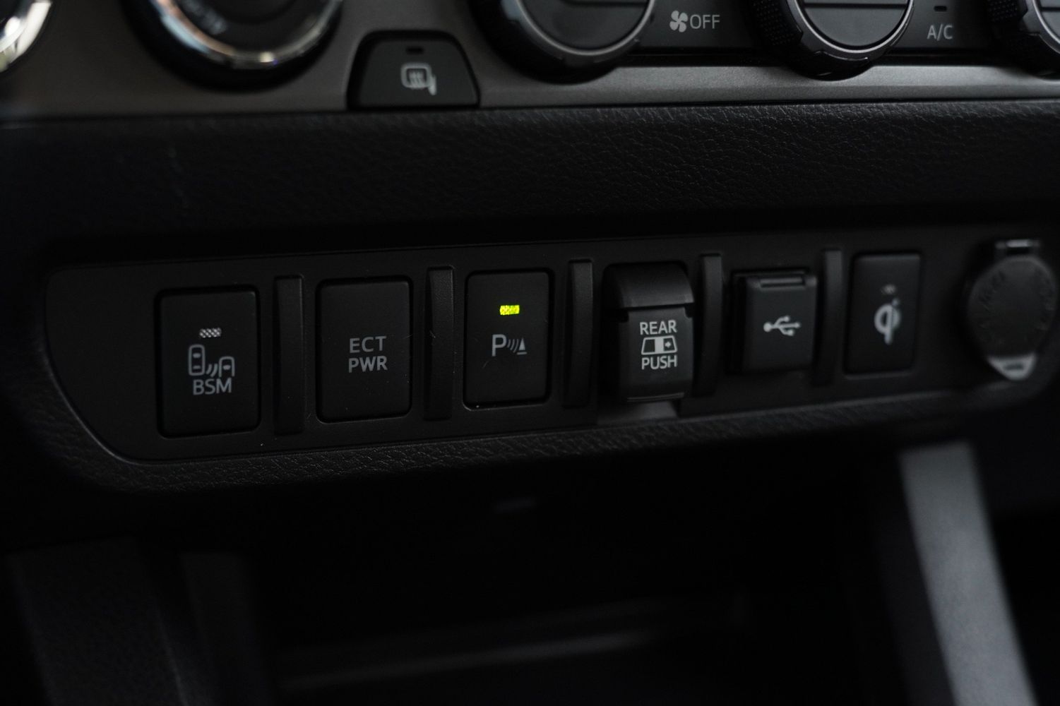 2023 Toyota Tacoma TRD Off-Road photo 20