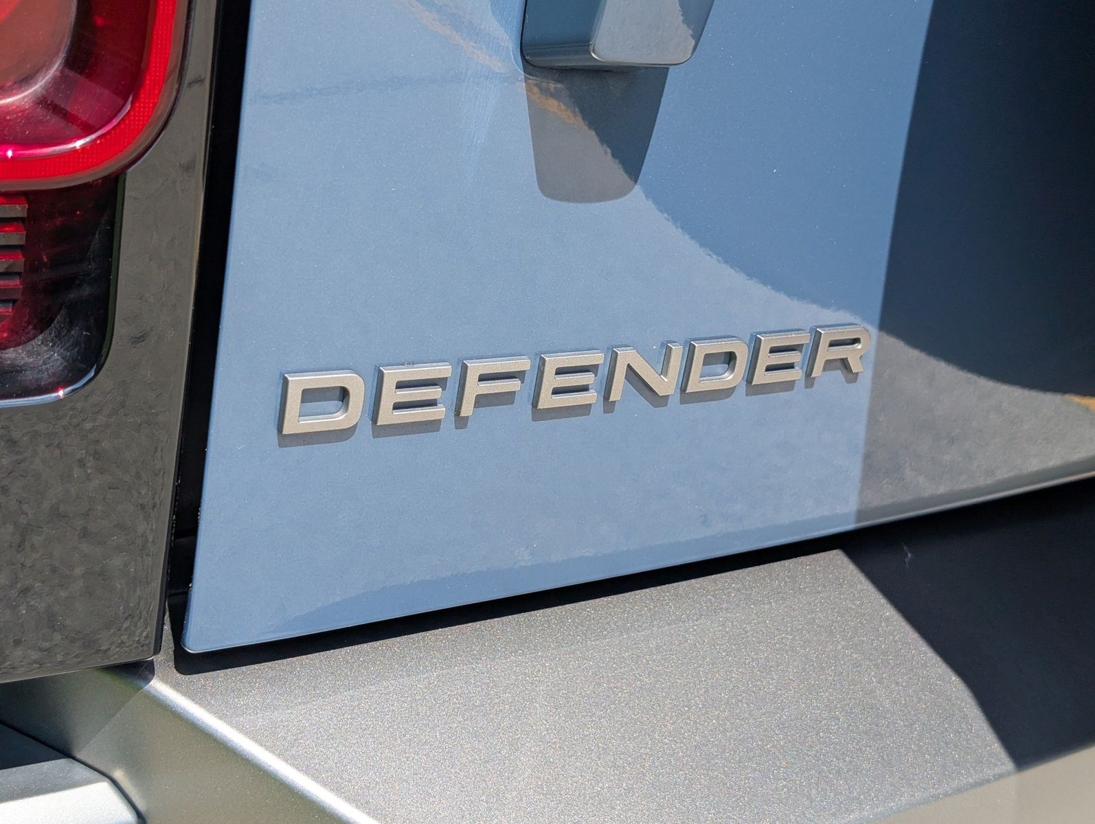 2024 Land Rover Defender 30