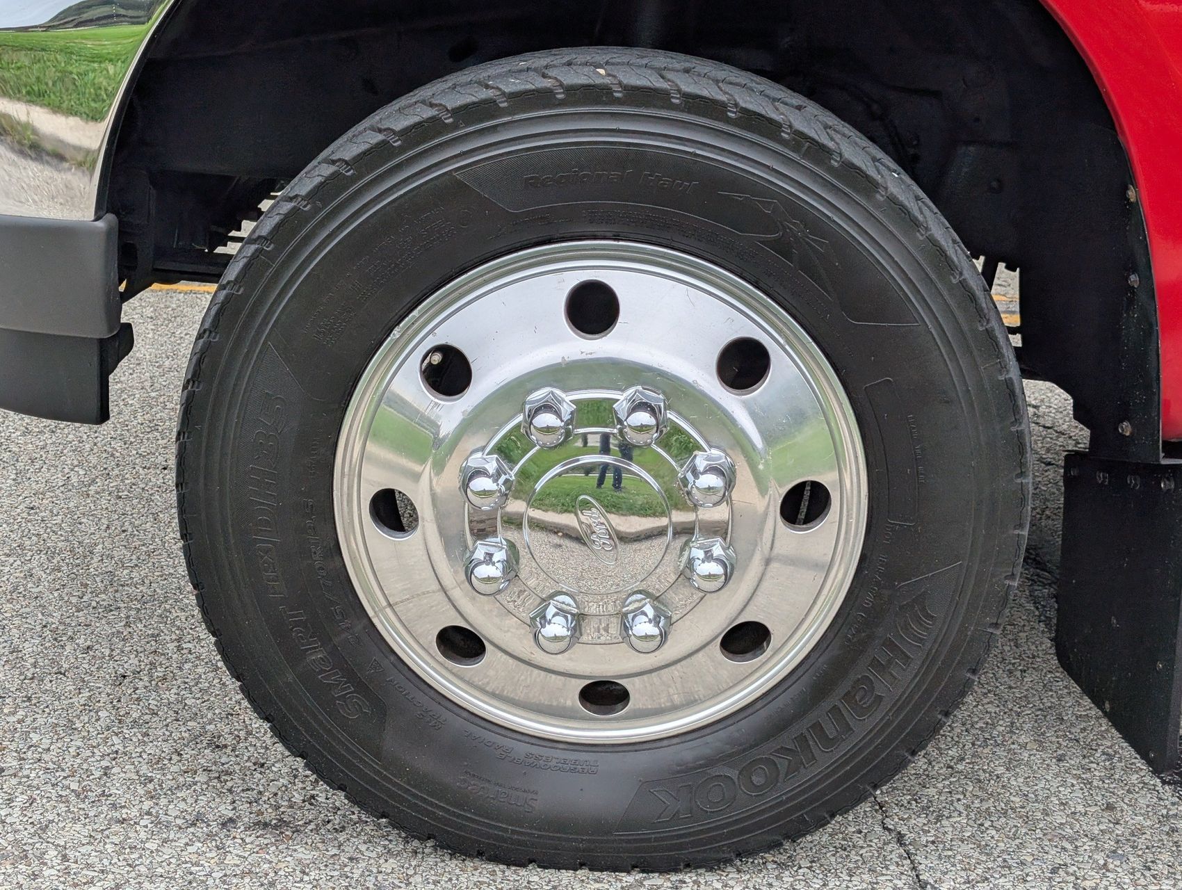 2001 Ford F-550 62