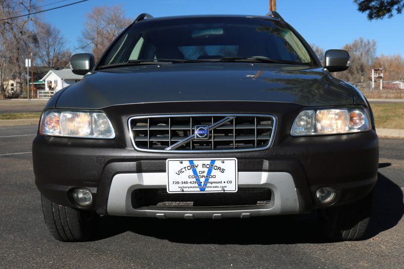 ヴーヴクリコ 2007 Volvo XC70 2.5 AWD VIN: YV4SZ592071277040 - CLASSIC.COM
