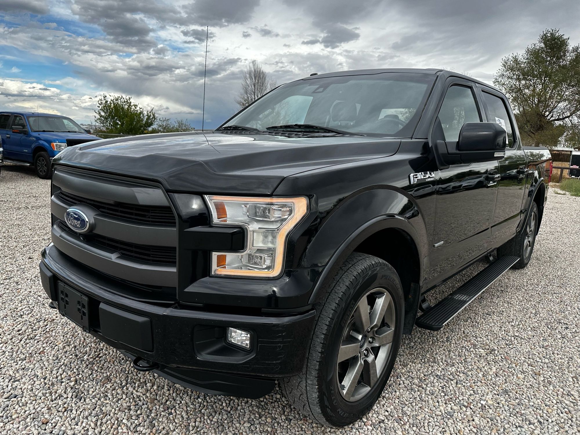 2016 Ford F-150 Lariat photo 4
