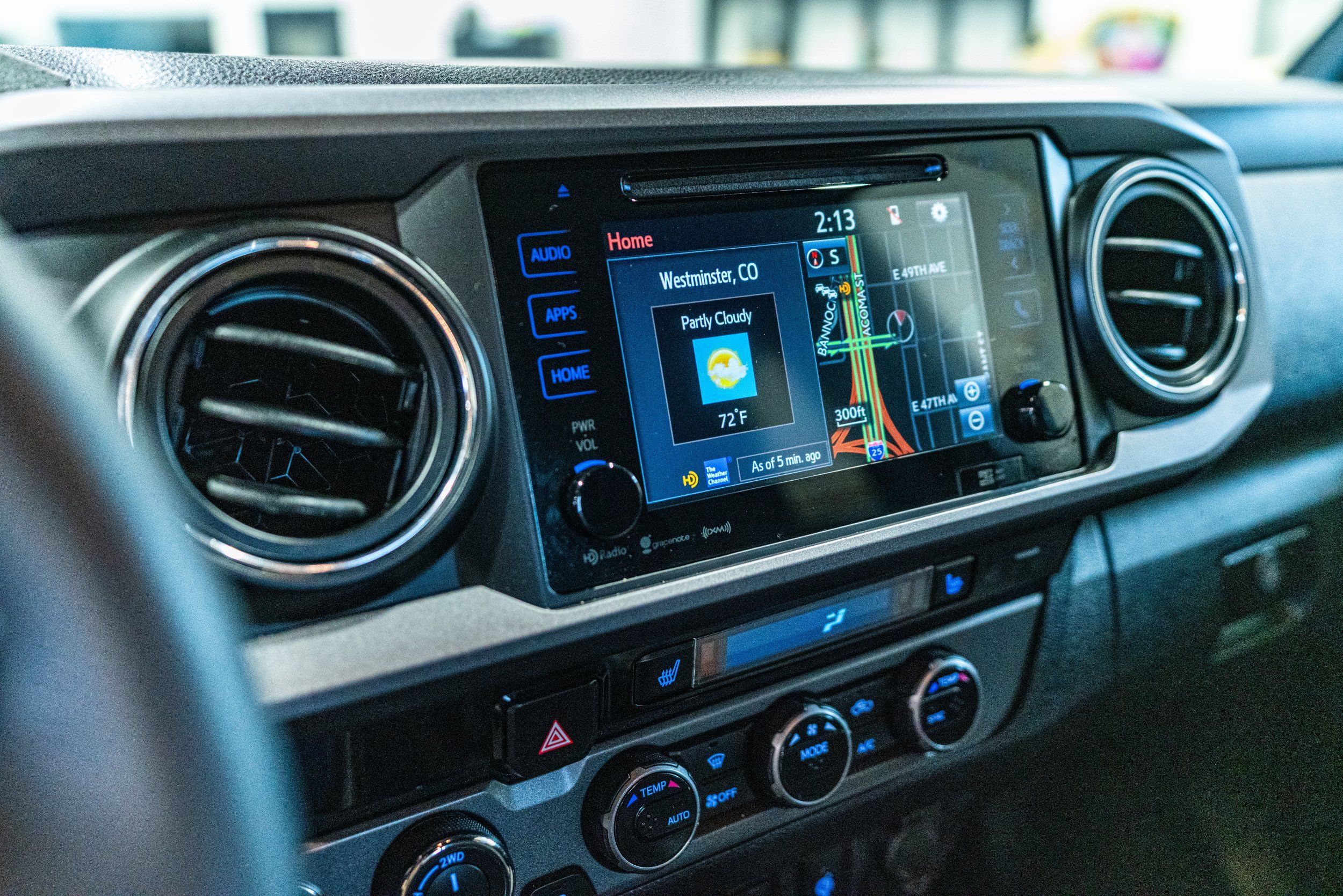 2017 Toyota Tacoma TRD Sport, photo 30