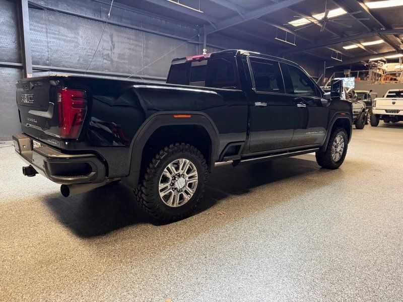 2025 GMC Sierra 3500HD Denali Ultimate - Photo 6