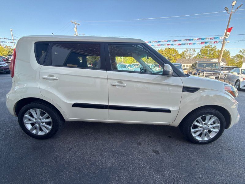2013 Kia Soul photo 3