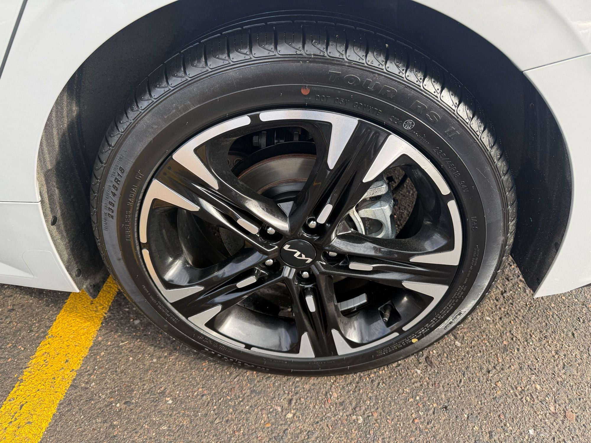 2022 Kia K5 GT-Line photo 4