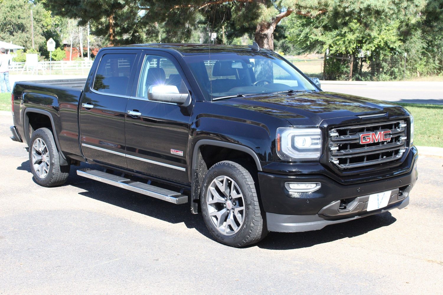 2016 GMC Sierra 1500 SLT | Victory Motors of Colorado