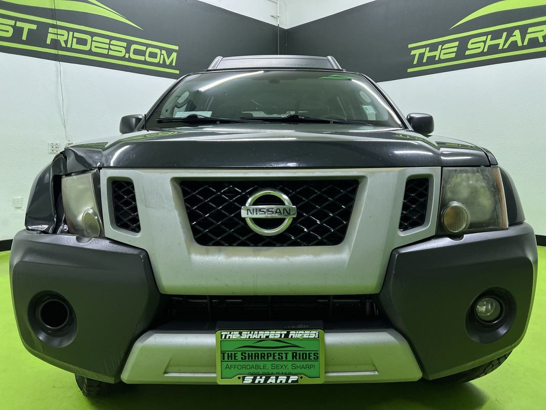 View vehicle photo 3