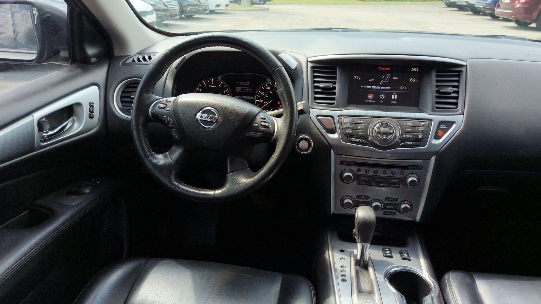 2018 Nissan Pathfinder SL photo 22
