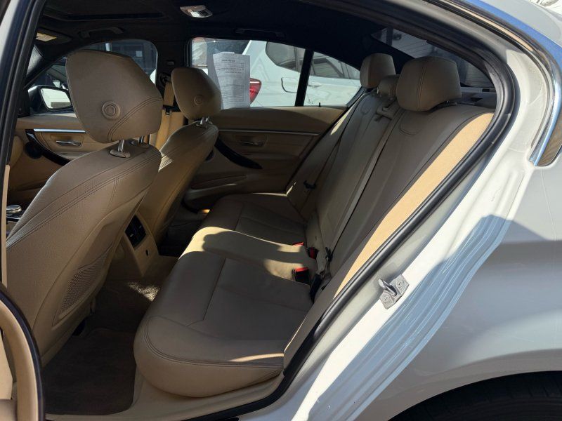2016 BMW 3 Series 340i - Photo 22