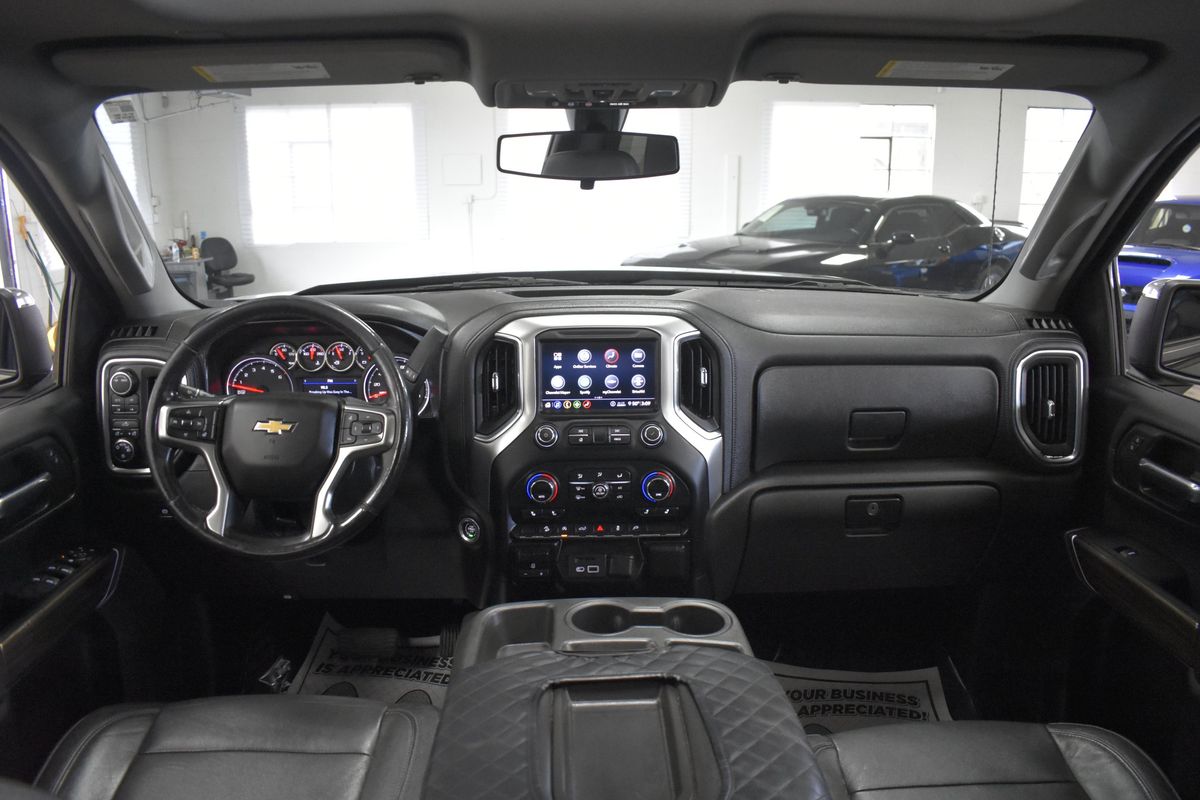 2020 Chevrolet Silverado 1500 4WD Crew Cab Short Bed LT