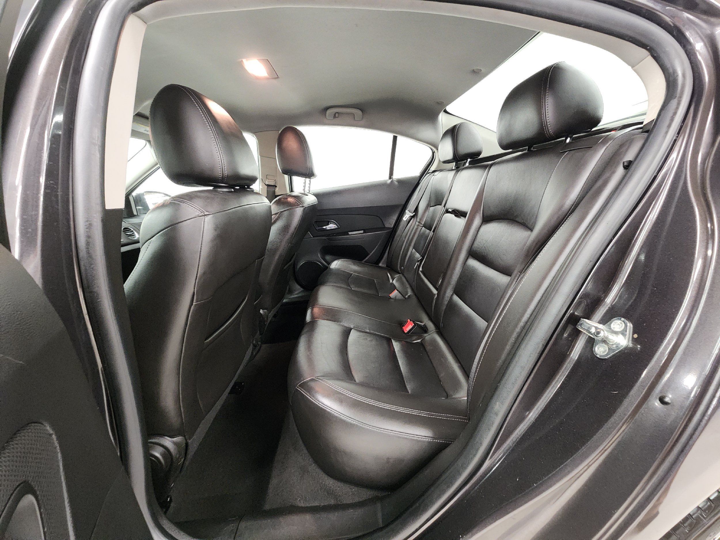 2016 Chevrolet Cruze photo 12