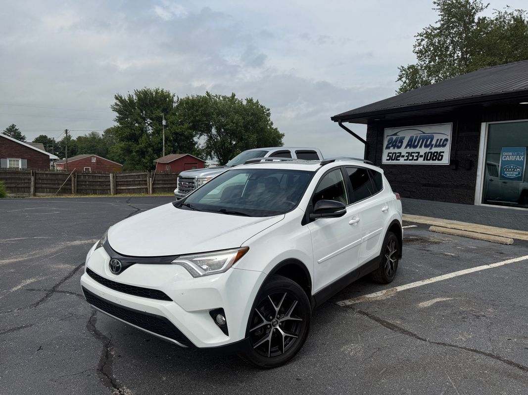 2017 Toyota RAV4 SE