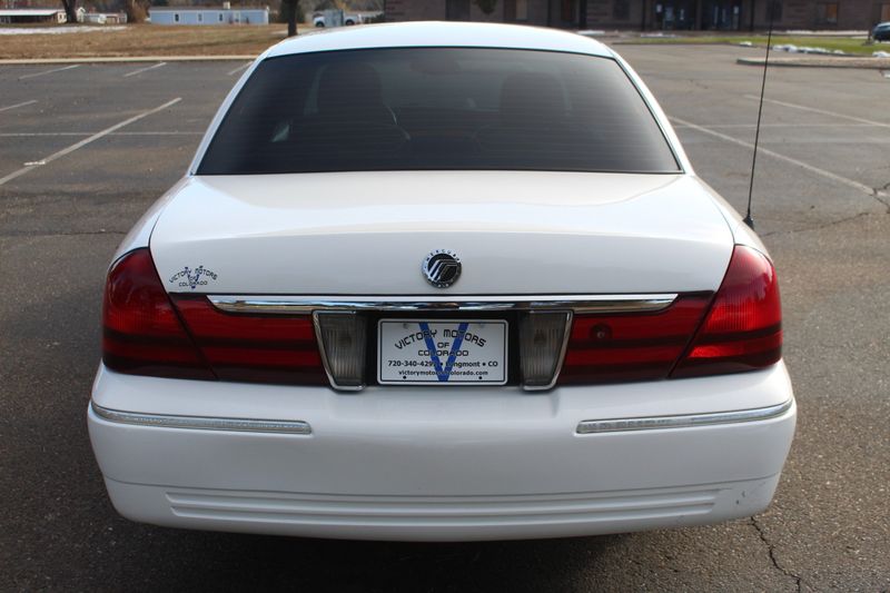 2005 Mercury Grand Marquis LS Premium | Victory Motors of Colorado