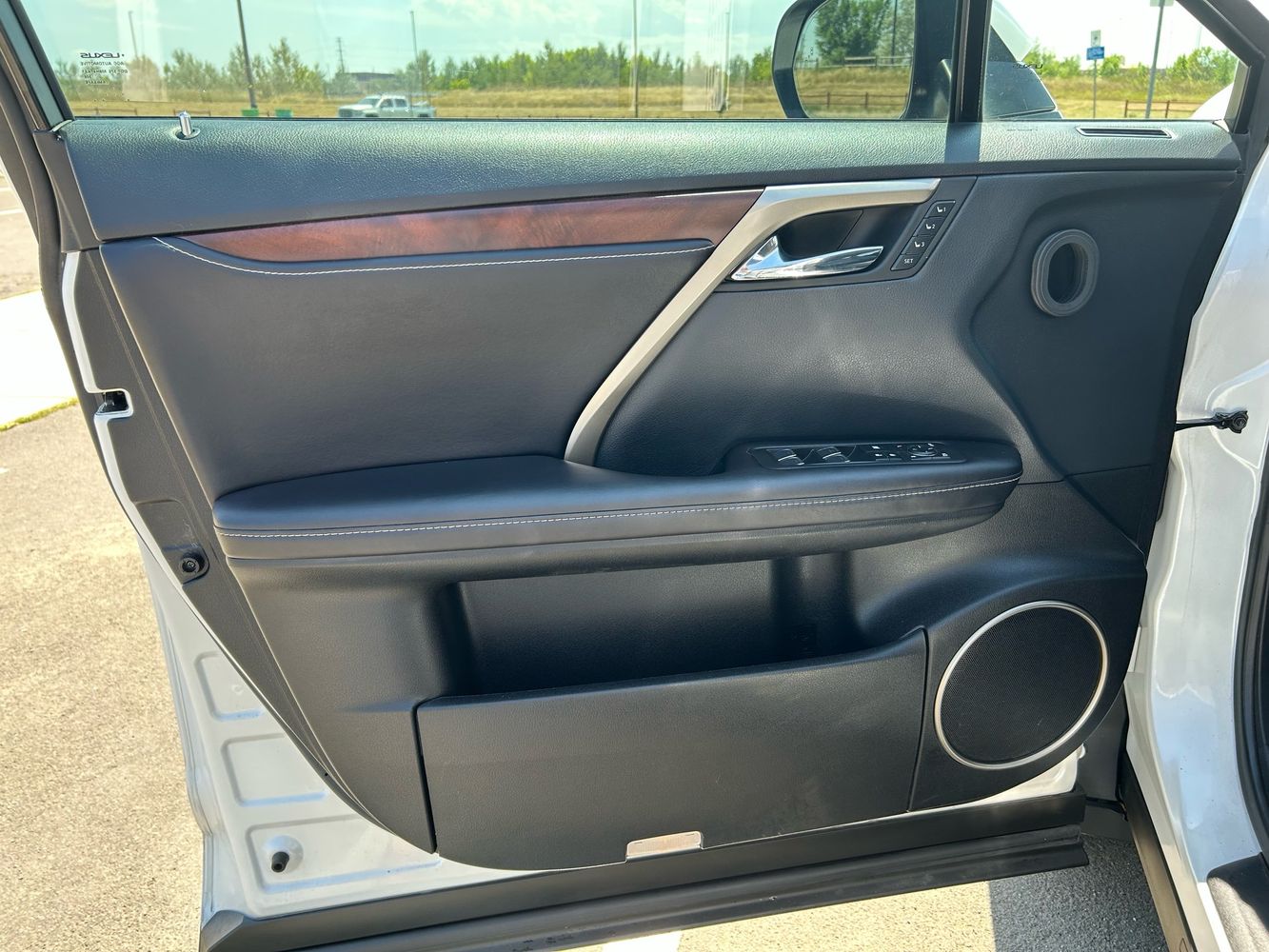2021 Lexus RX 450h photo 14