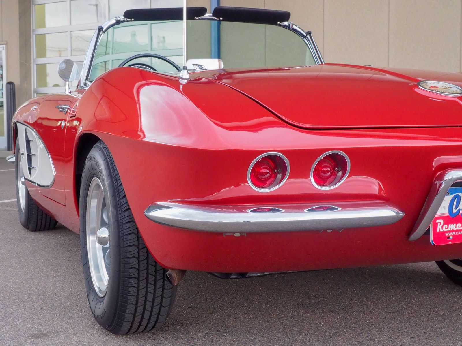 1961 Chevrolet Corvette 18
