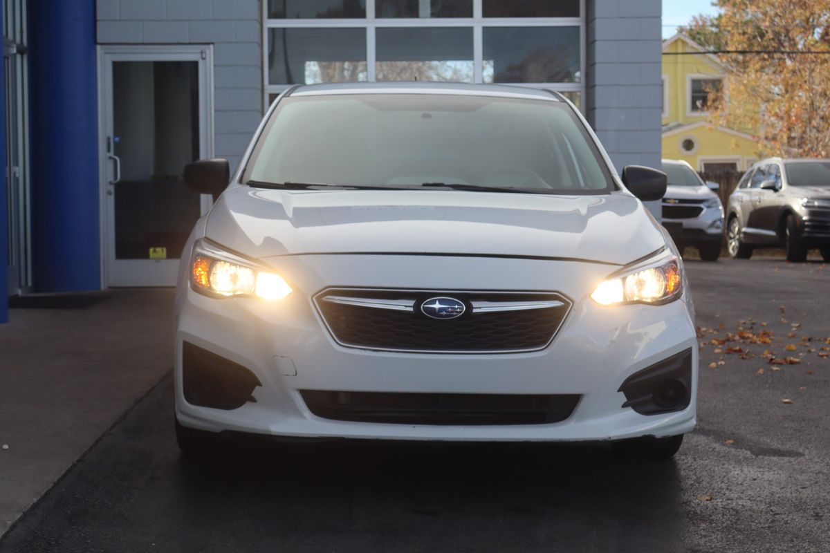 2019 Subaru Impreza 2.0i