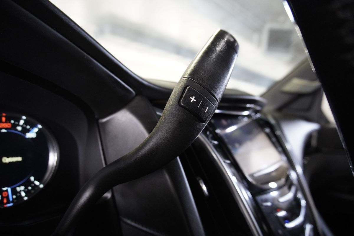 2016 Cadillac Escalade ESV Platinum